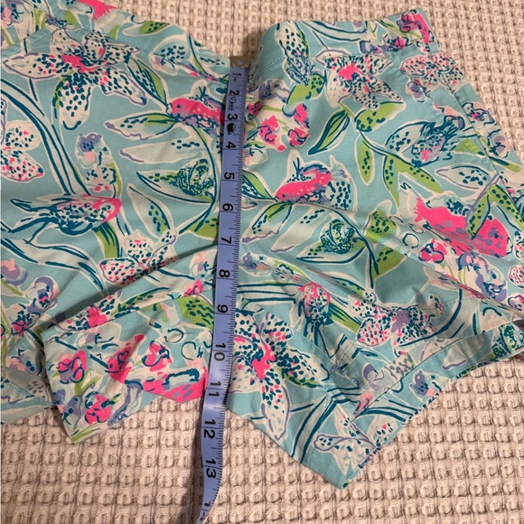 Lilly Pulitzer Ocean View Shorts Size M - Picture 10 of 10